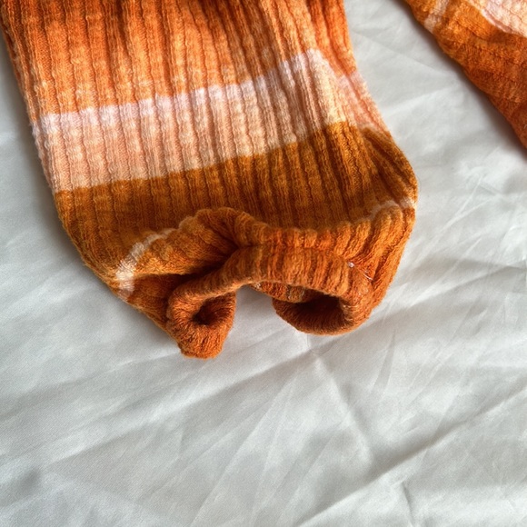 Urban Outfitters Orange White Stripe Ribbed Cuff Sleeve Twist Front Crop Top - Picture 3 of 7